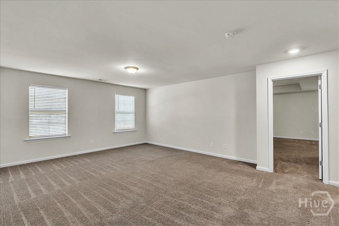 97 Gracyn Lane Ne Property Photo 43