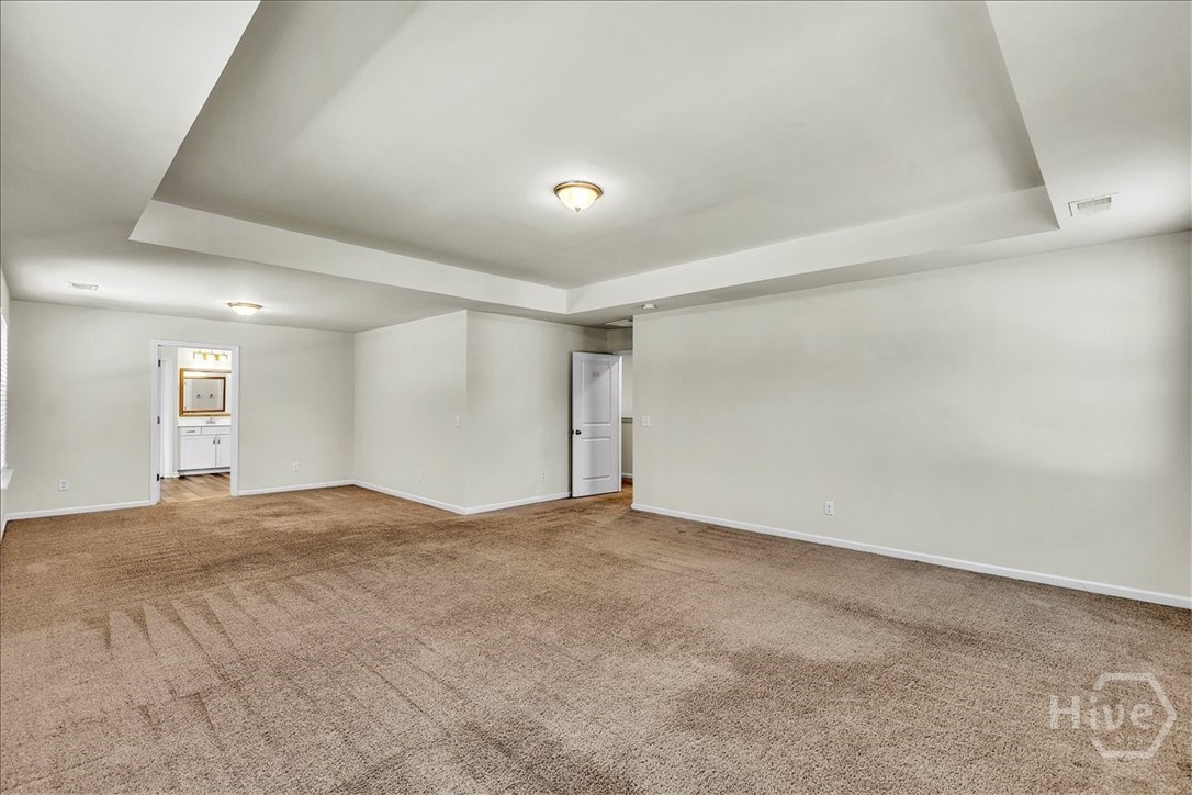 97 Gracyn Lane Ne Property Photo 47
