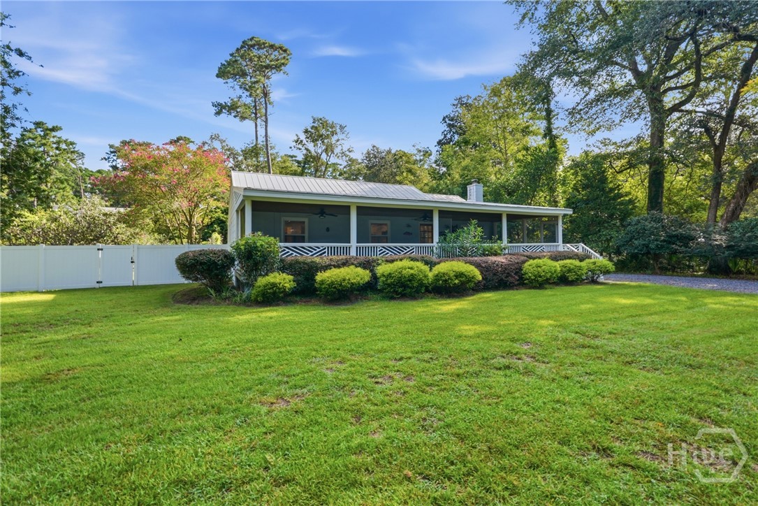 26 Nancy Place Property Photo 2