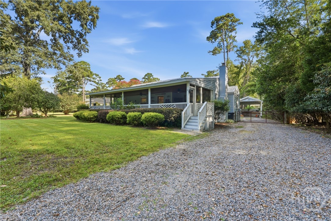 26 Nancy Place Property Photo 3