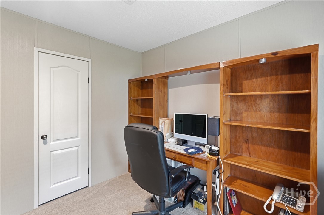 454 Pine Avenue Property Photo 15