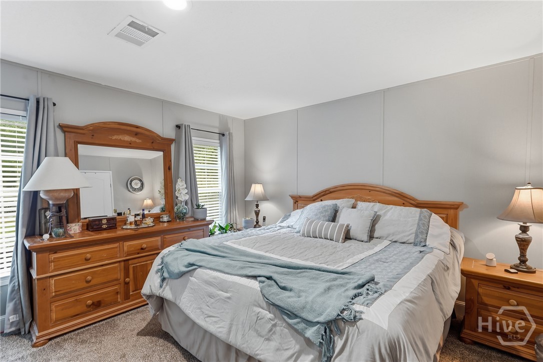 454 Pine Avenue Property Photo 16
