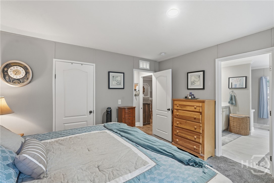 454 Pine Avenue Property Photo 17