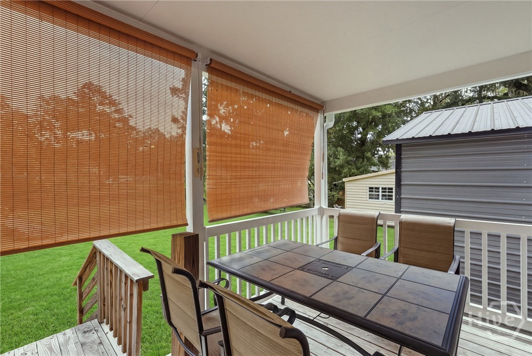 454 Pine Avenue Property Photo 20