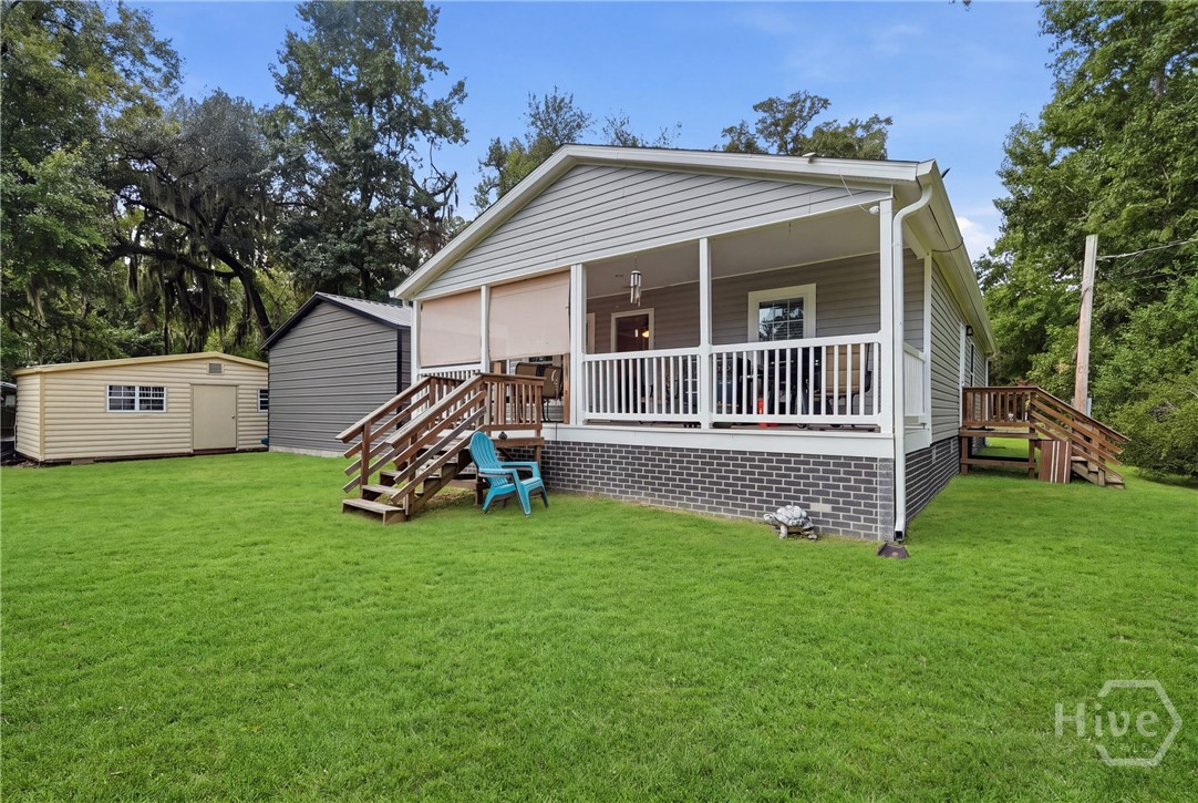 454 Pine Avenue Property Photo 24