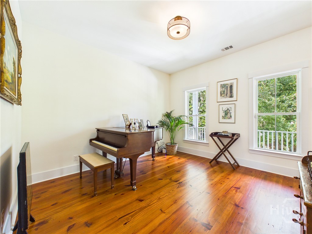 14836 Grant Street Property Photo 7