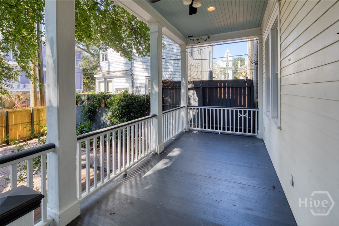 405 E Gordon Street Property Photo 23