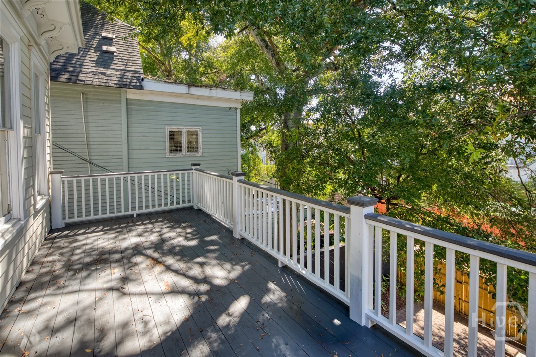 405 E Gordon Street Property Photo 41