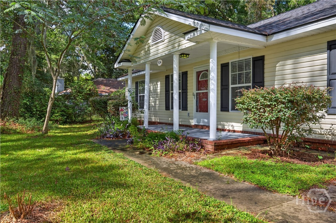 504 Lake Drive Property Photo 4
