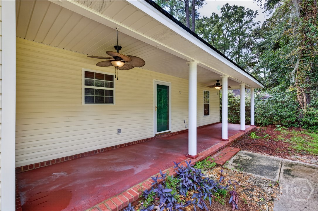 504 Lake Drive Property Photo 6