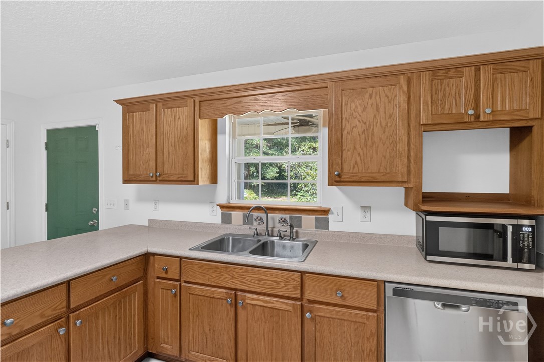 504 Lake Drive Property Photo 16