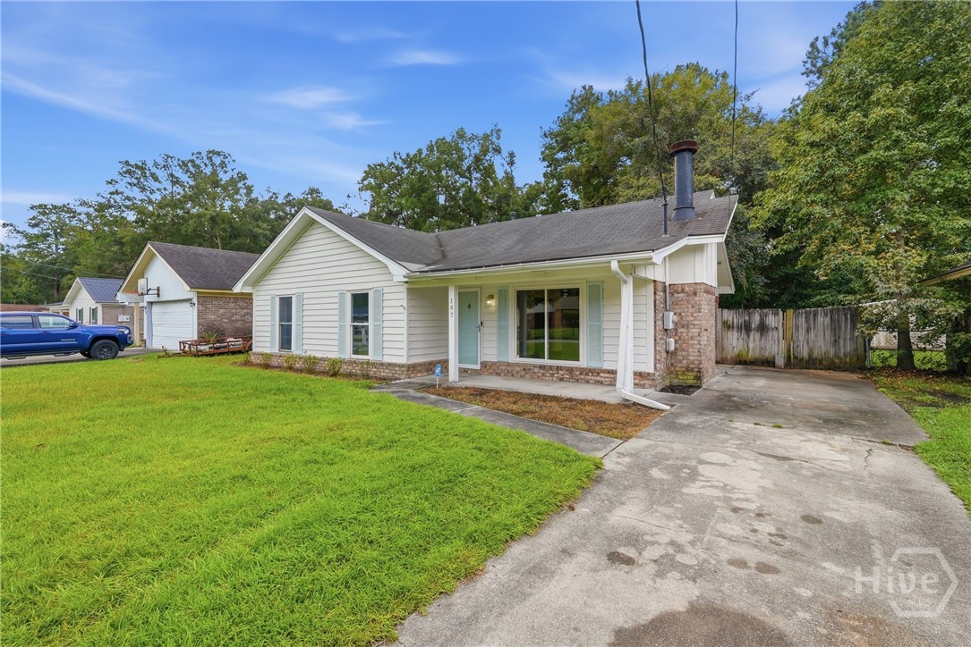 167 Greenbriar Court Property Photo 3