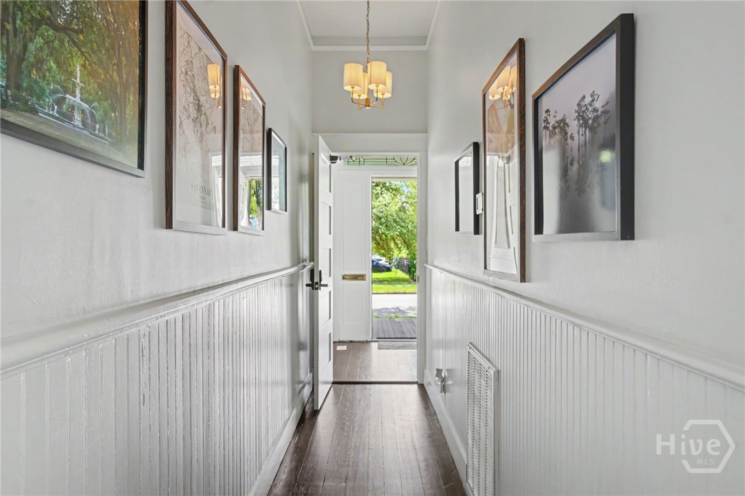 116 E Henry Street Property Photo 17
