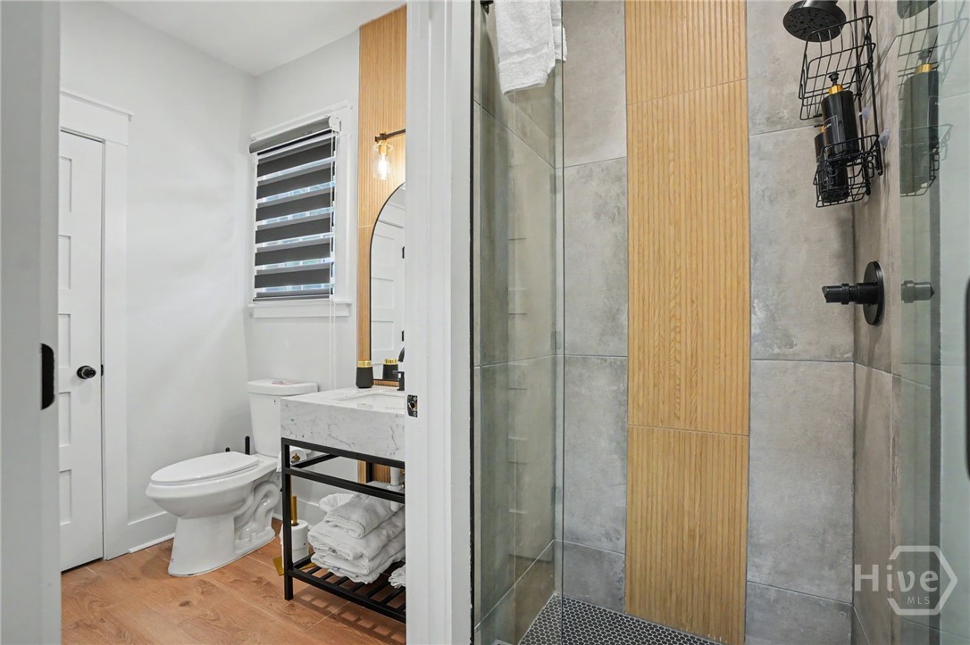 116 E Henry Street Property Photo 42
