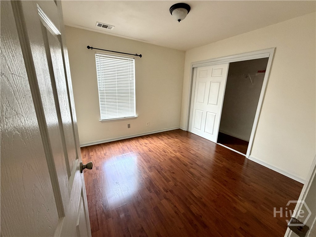 212 Finn Circle Property Photo 5