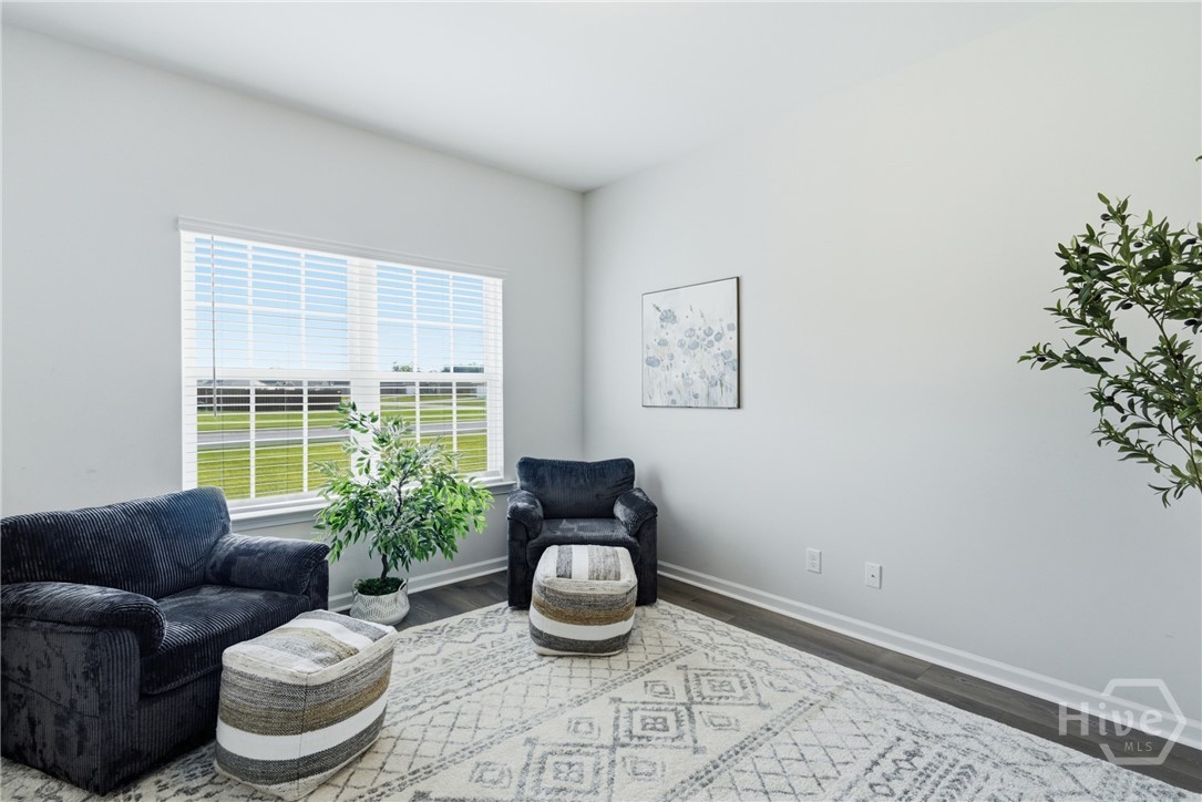 157 Halcyon Way Ne Property Photo 3