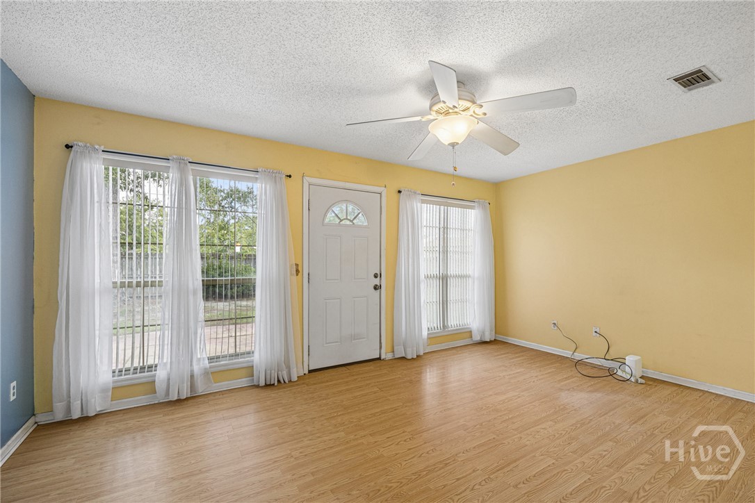 940 Hunters Run Road Property Photo 15