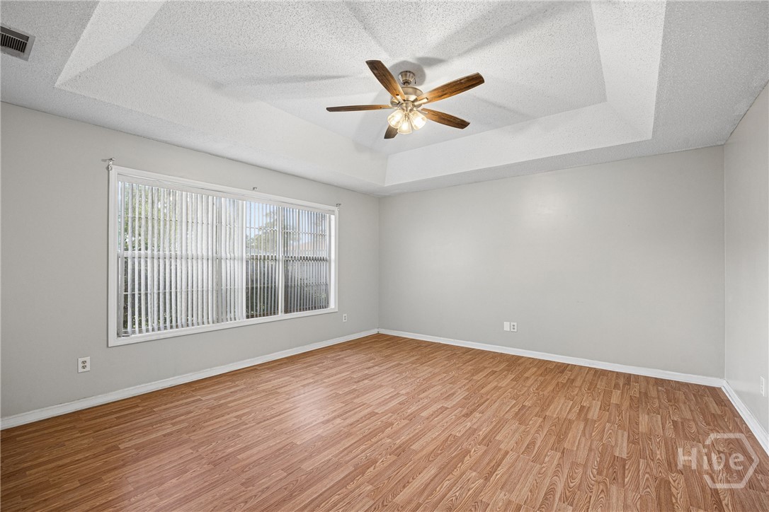 940 Hunters Run Road Property Photo 17