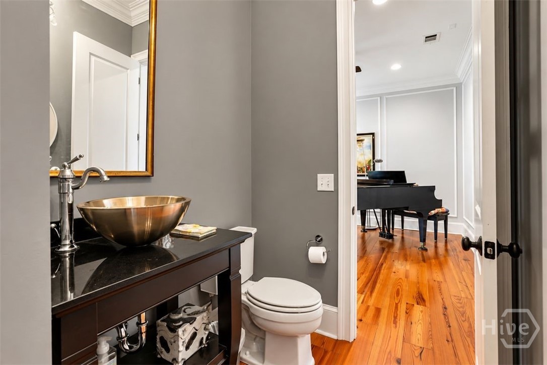 205 Spanton Crescent Property Photo 7