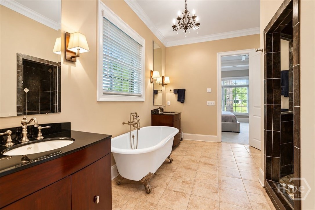 205 Spanton Crescent Property Photo 24
