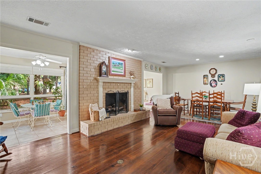 2 Bowline Court Property Photo 3
