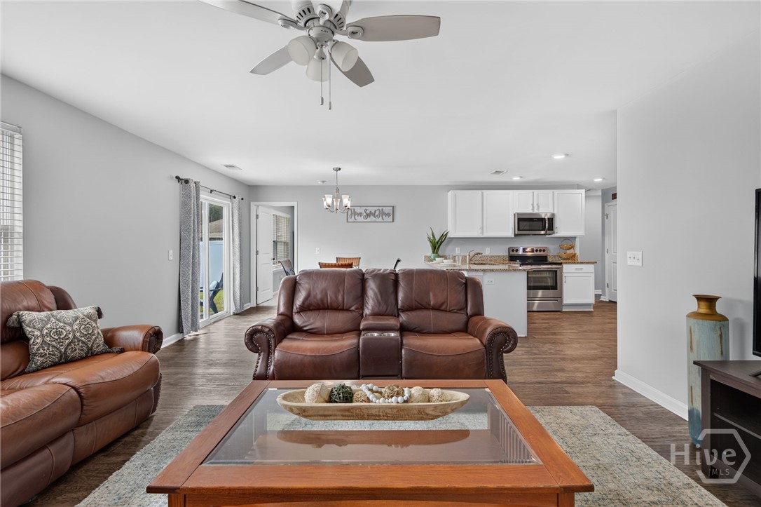 111 Poppy Road Property Photo 4