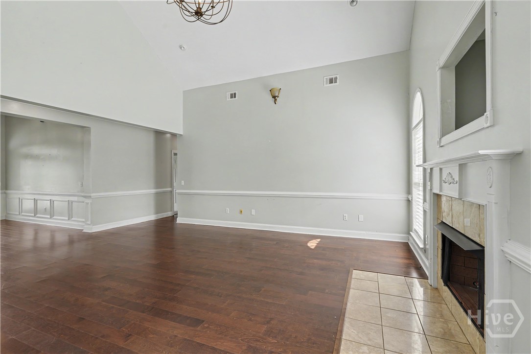 701 Nease Road Property Photo 8