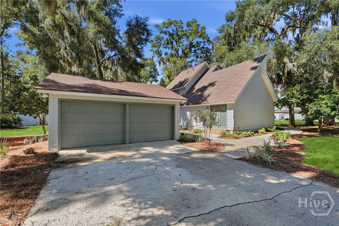 14710 Coffee Bluff Road Property Photo 2