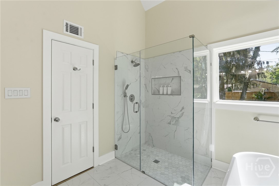 14710 Coffee Bluff Road Property Photo 16