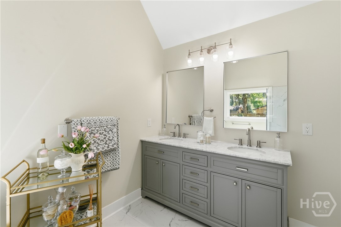 14710 Coffee Bluff Road Property Photo 17