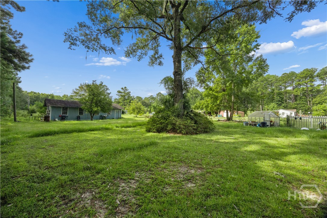 426 Adams Road Property Photo 8