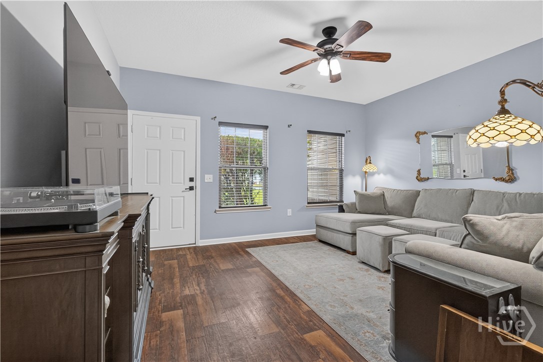 212 Cypress Pointe Drive Property Photo 5
