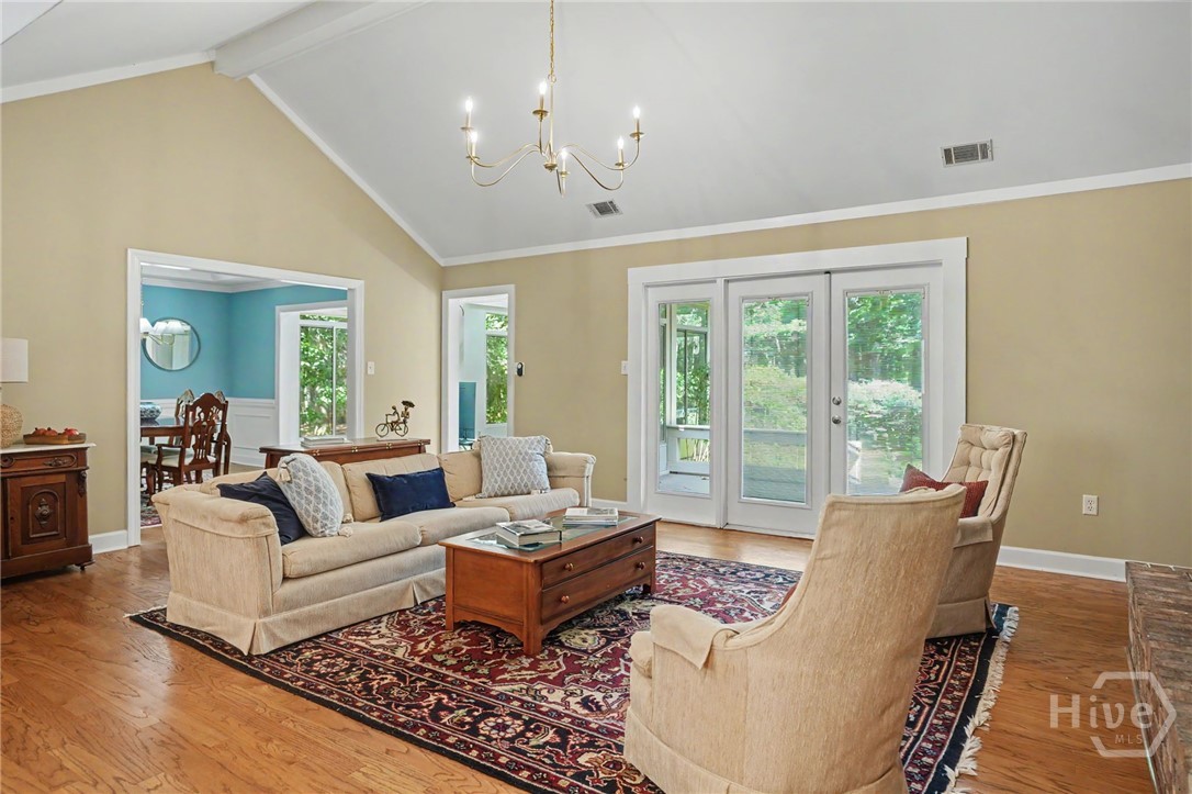 4 Willoughby Lane Property Photo 5