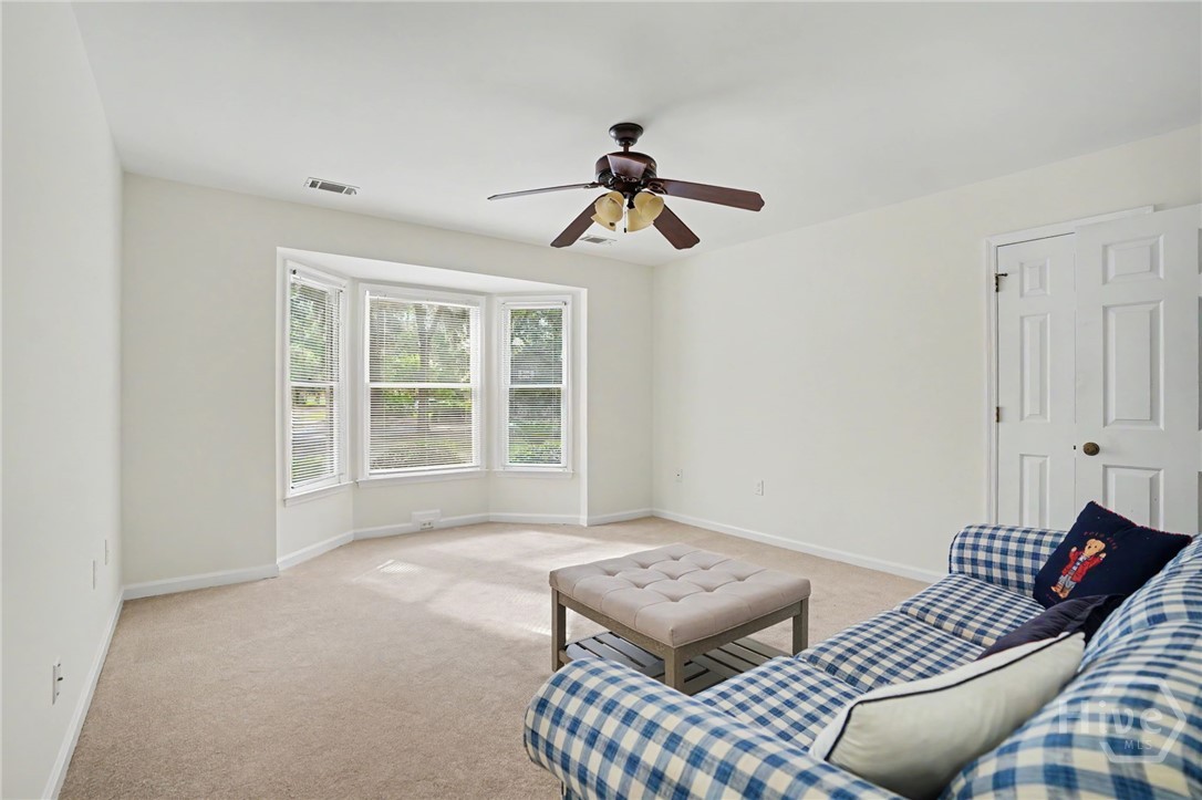 4 Willoughby Lane Property Photo 21