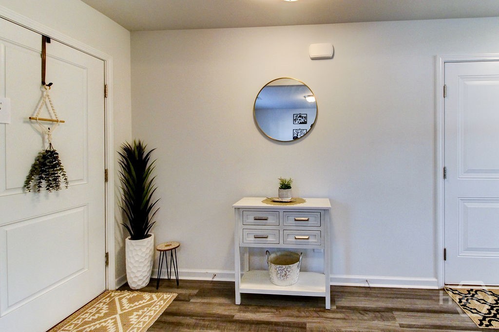 8 Hawkhorn Court Property Photo 4