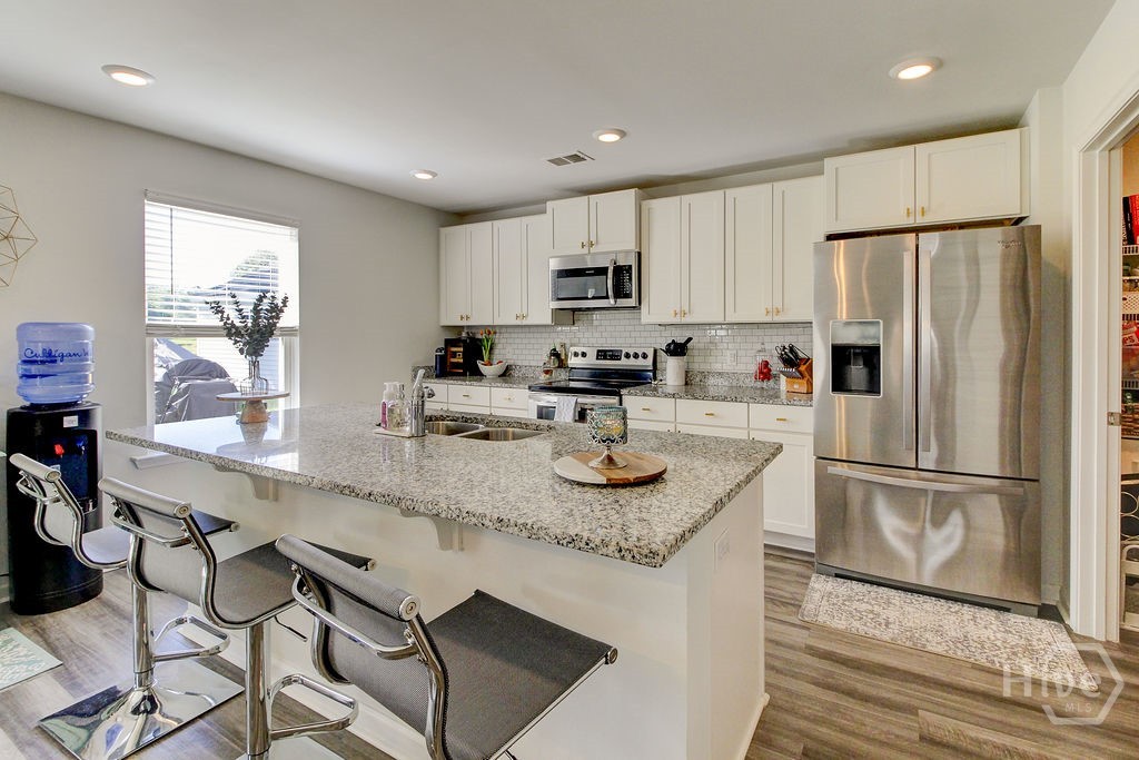 8 Hawkhorn Court Property Photo 18