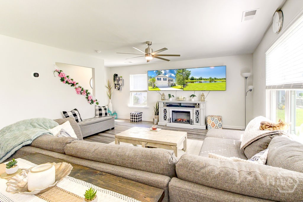 8 Hawkhorn Court Property Photo 22