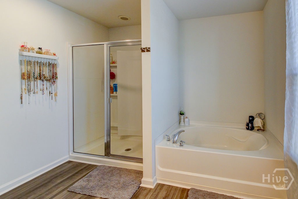 8 Hawkhorn Court Property Photo 33