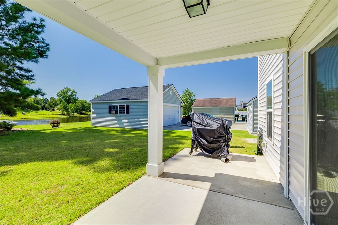 8 Hawkhorn Court Property Photo 45