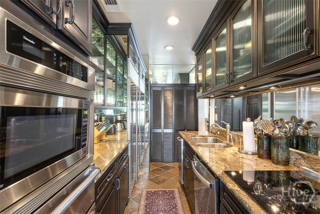 439 Abercorn Street Property Photo 14