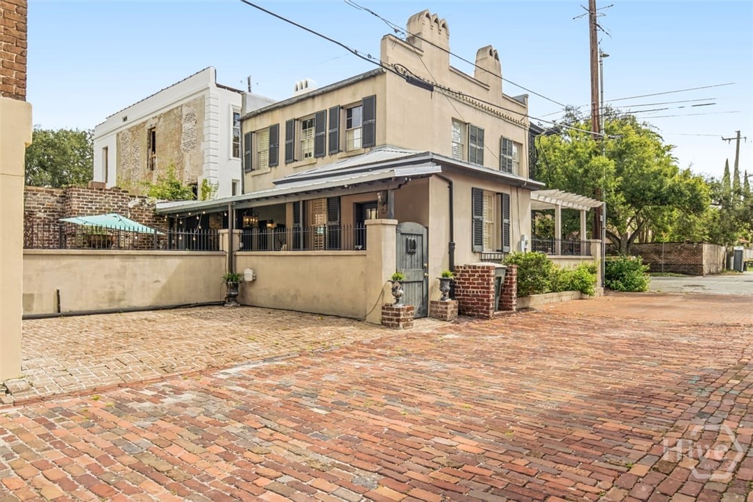 439 Abercorn Street Property Photo 48
