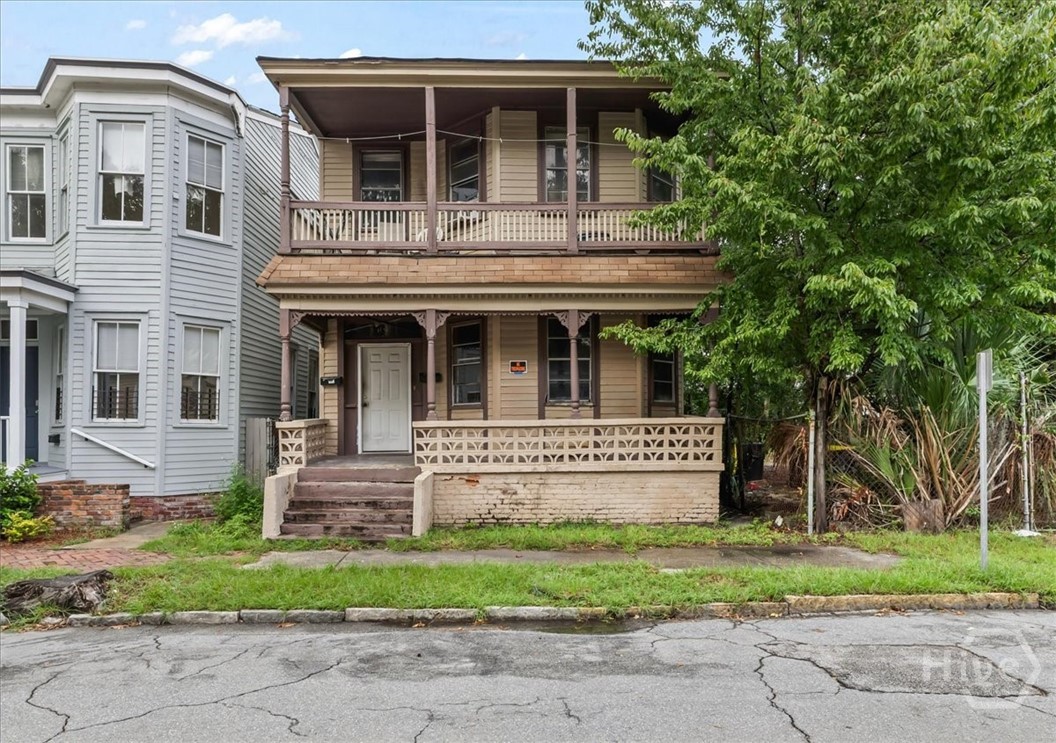 108 W 32nd Street Property Photo 1