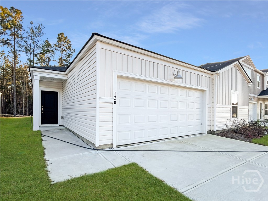 120 Geranium Way Property Photo 4