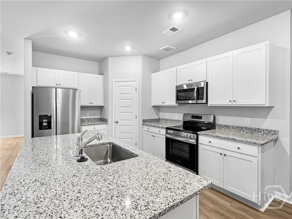 120 Geranium Way Property Photo 7