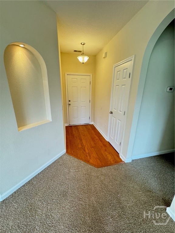 260 Red Oak Drive Property Photo 2