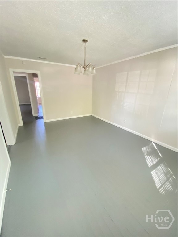 1318 E 53rd Street Property Photo 2