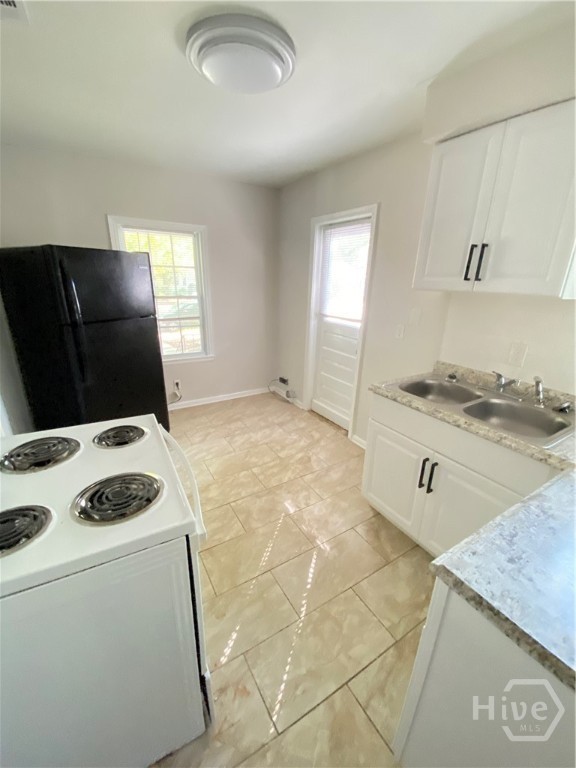1318 E 53rd Street Property Photo 4
