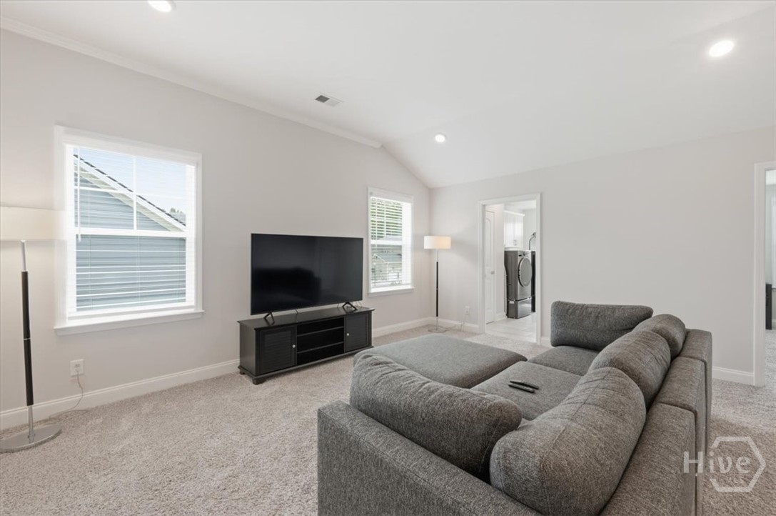 108 Champlain Drive Property Photo 18