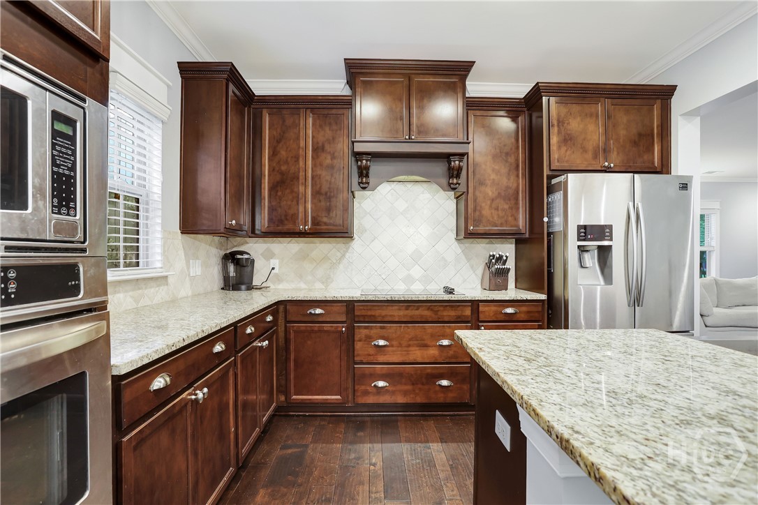 205 Ridgewood Park Drive N Property Photo 16