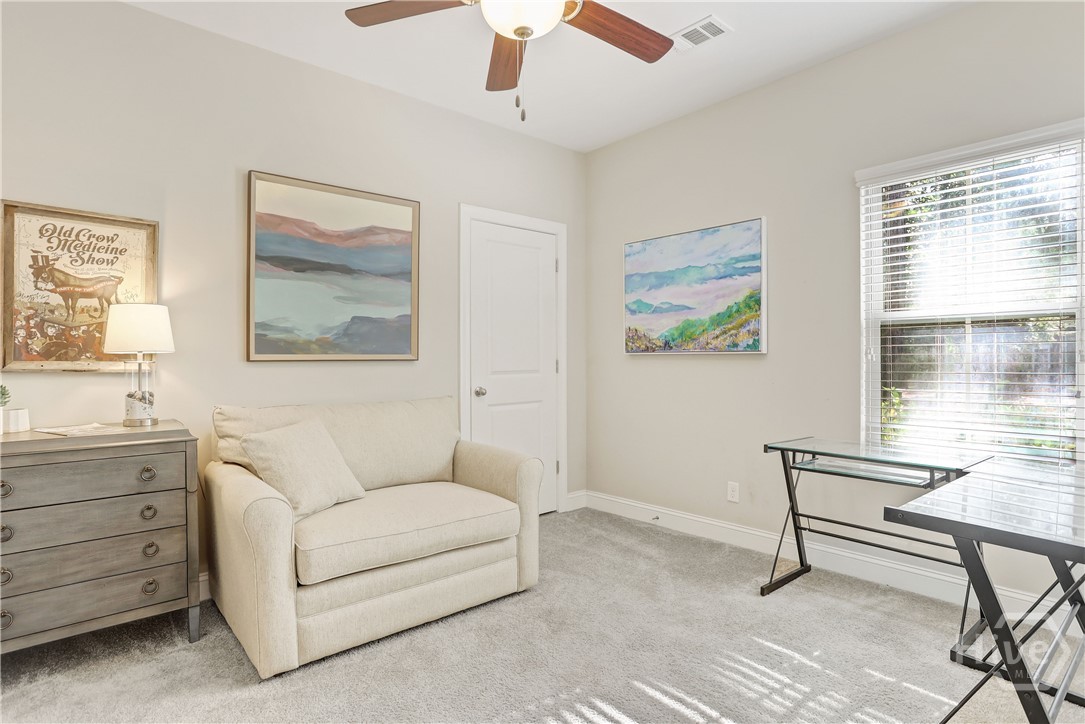 205 Ridgewood Park Drive N Property Photo 22